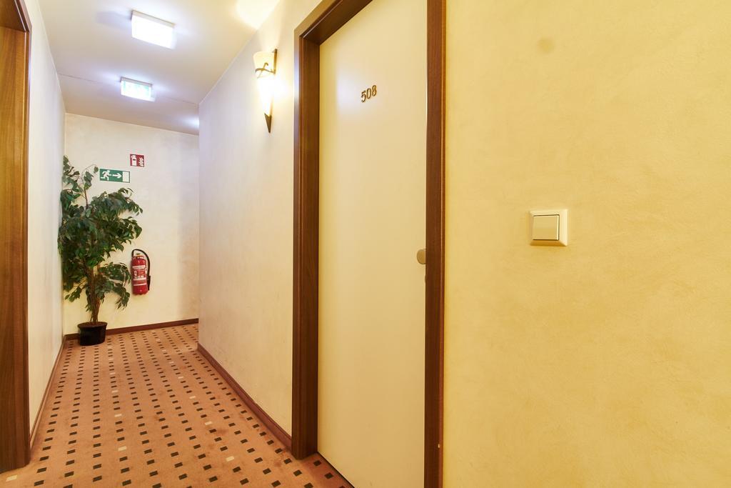 Hotel Europa City Berlim Exterior foto